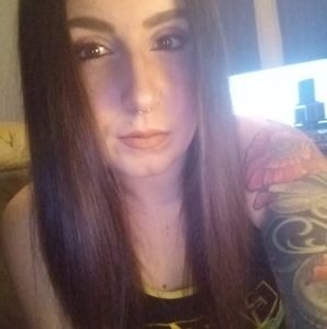 Meet your Posher, Brooke